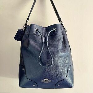 SOLD COACH Navy Midnight Blue LARGE Standard Mickie Drawstring Shoulder Bag 💙